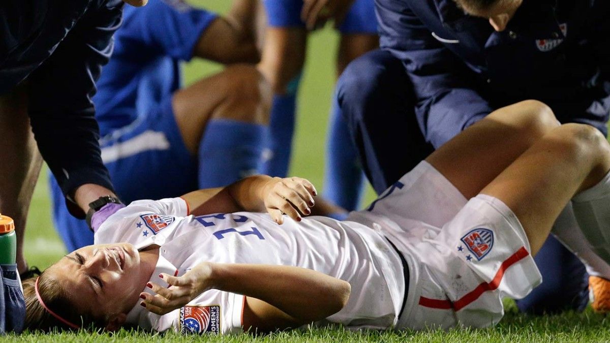 USWNT's Alex Morgan to miss next two matches with bone bruise in left ...