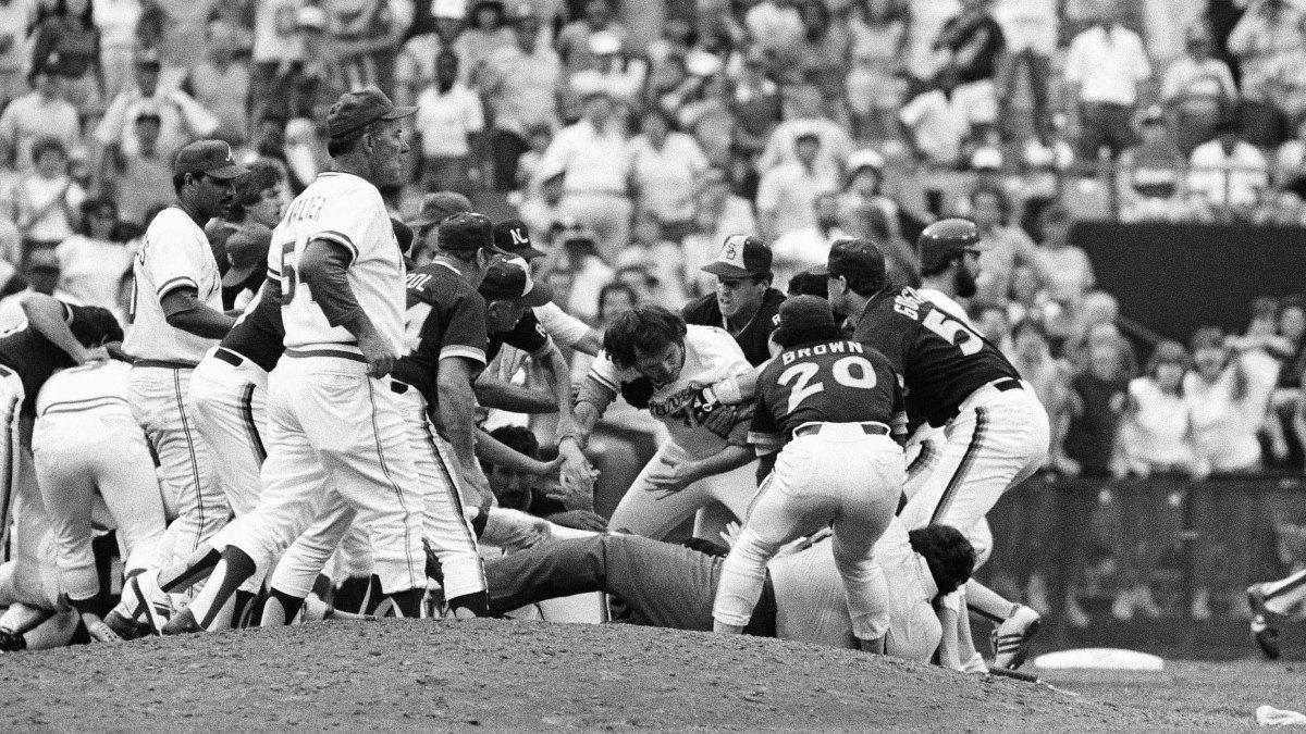 Atlanta Braves, San Diego Padres brawled on field 31 years ago Sports