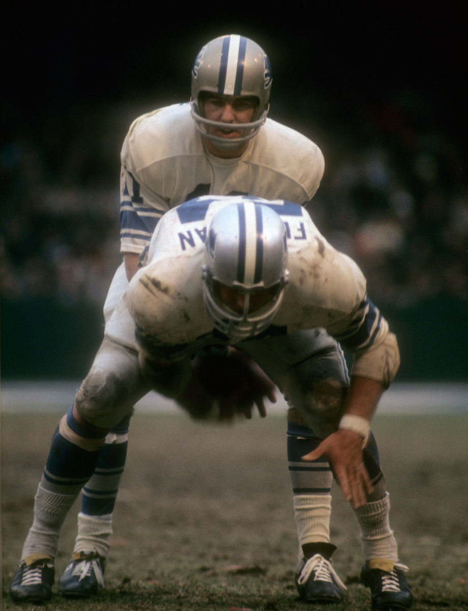 Greg Landry was a Thanksgiving staple under center in the late ’60s and early ’70s.