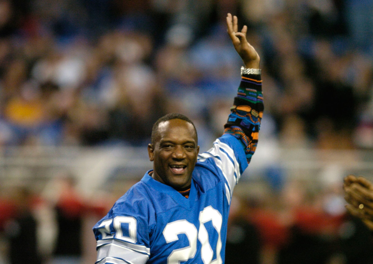 Billy Sims, another great Lions back, meets the crowd in 2005.