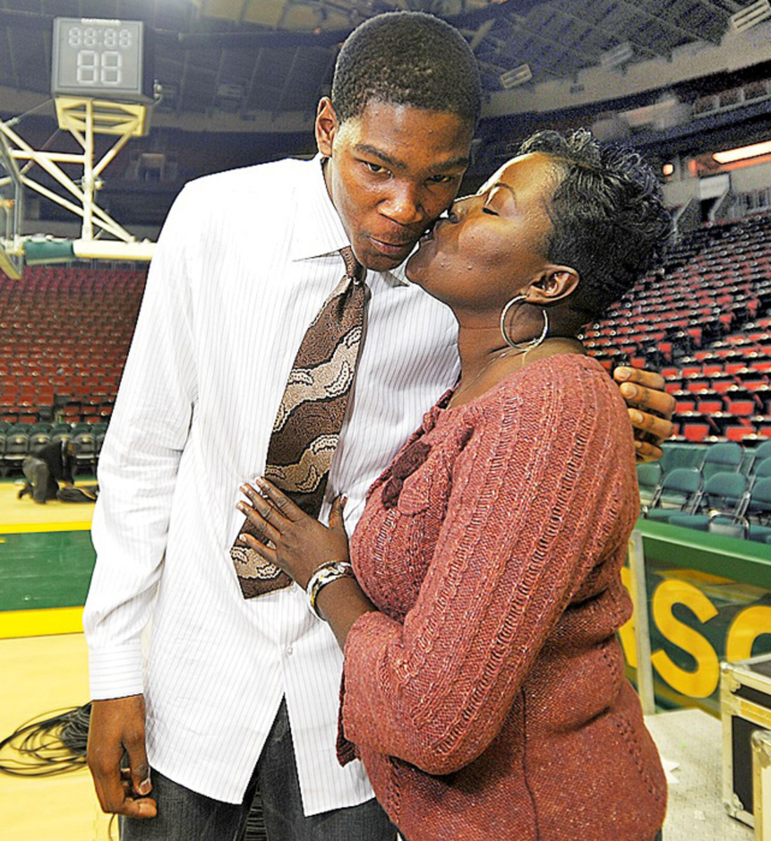 Kevin Durant and Mother