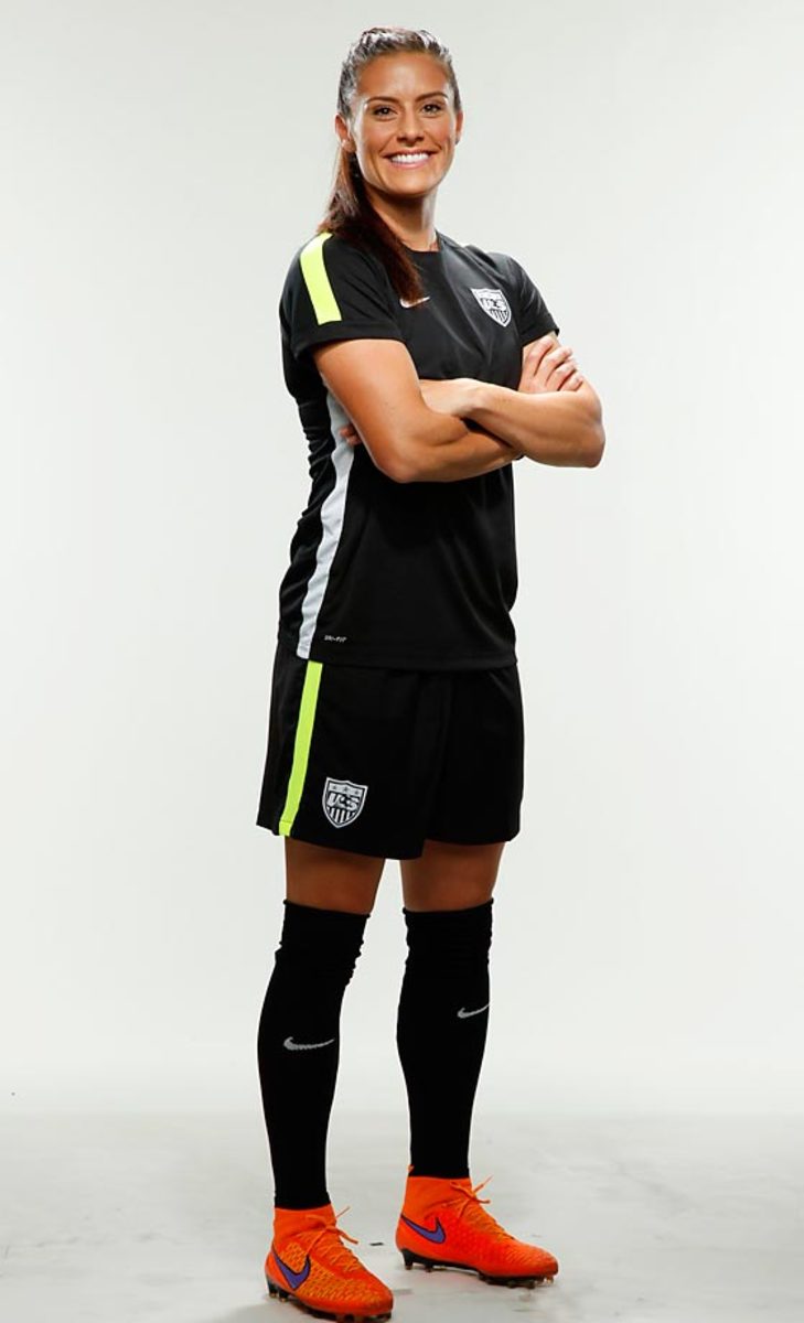 Ali-Krieger-X159570_TK1_0685.jpg