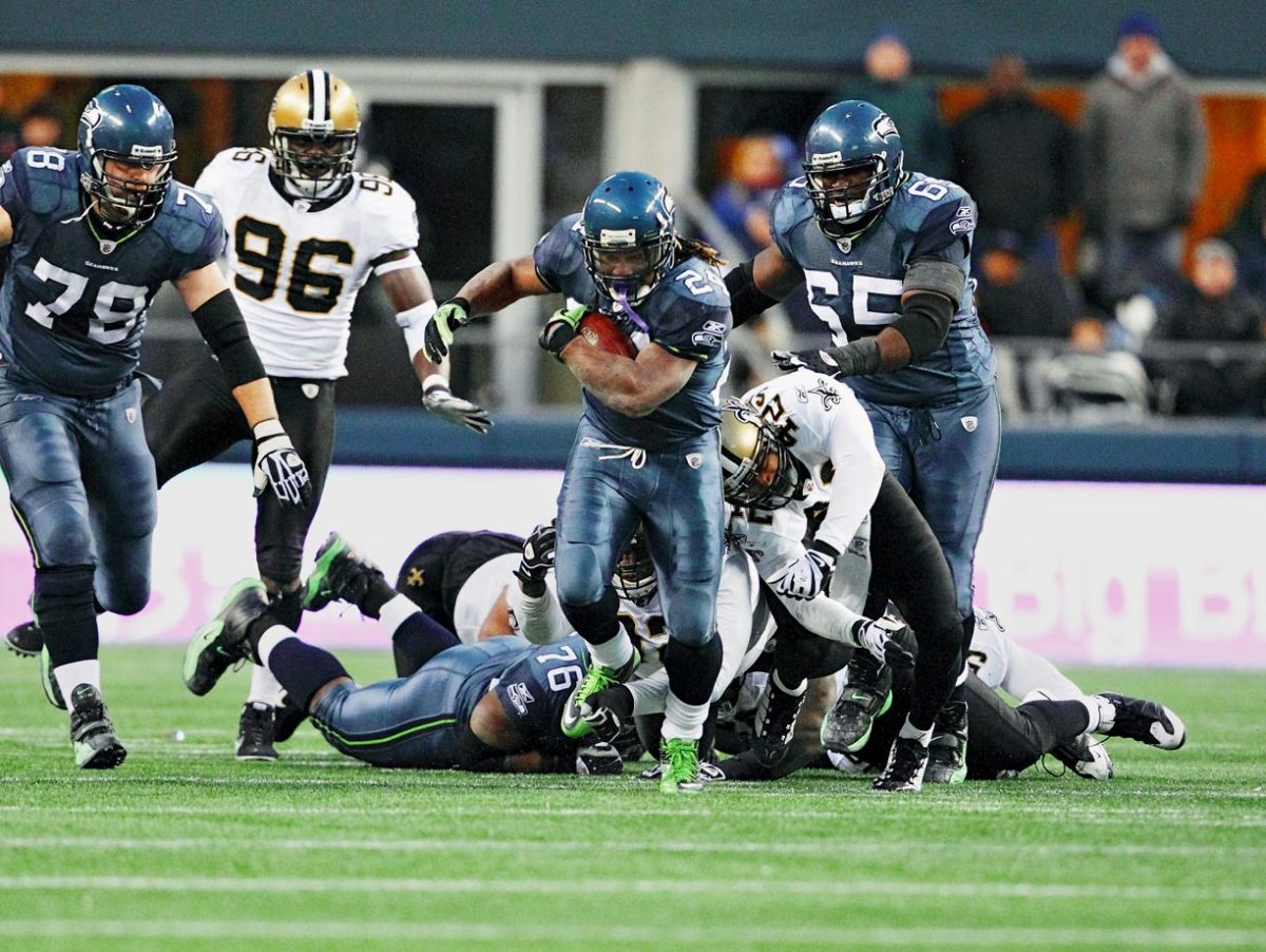 2011-Seahawks-Saints-Marshawn-Lynch-opxu-28673.jpg