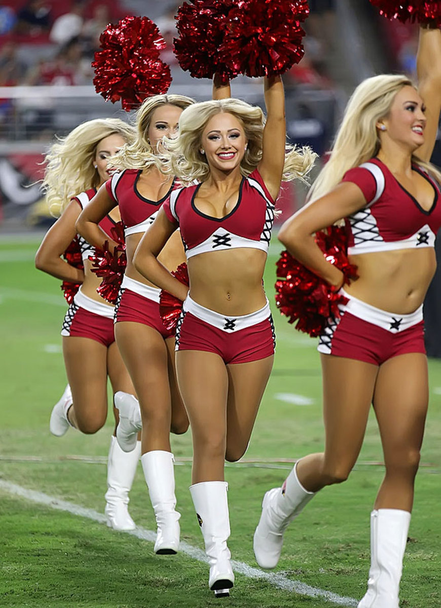 Arizona-Cardinals-cheerleaders-XYP_0899.jpg
