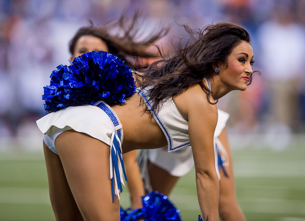 Indianapolis-Colts-cheerleaders-CAD082215_530_Bears_at_Colts.jpg