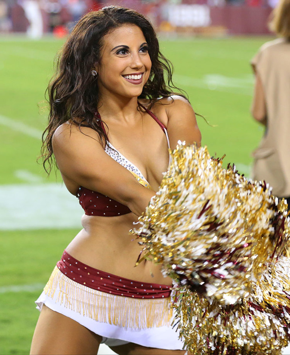 Washington-Redskins-cheerleaders-BEA_2999A.jpg