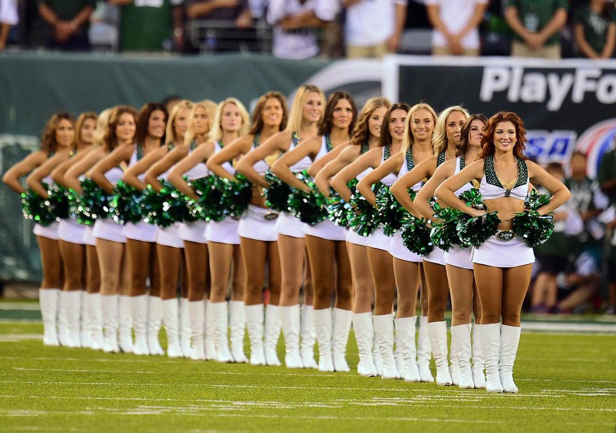 New-York-Jets-Flight-Crew-cheerleaders-X159868_TK1_0899.jpg