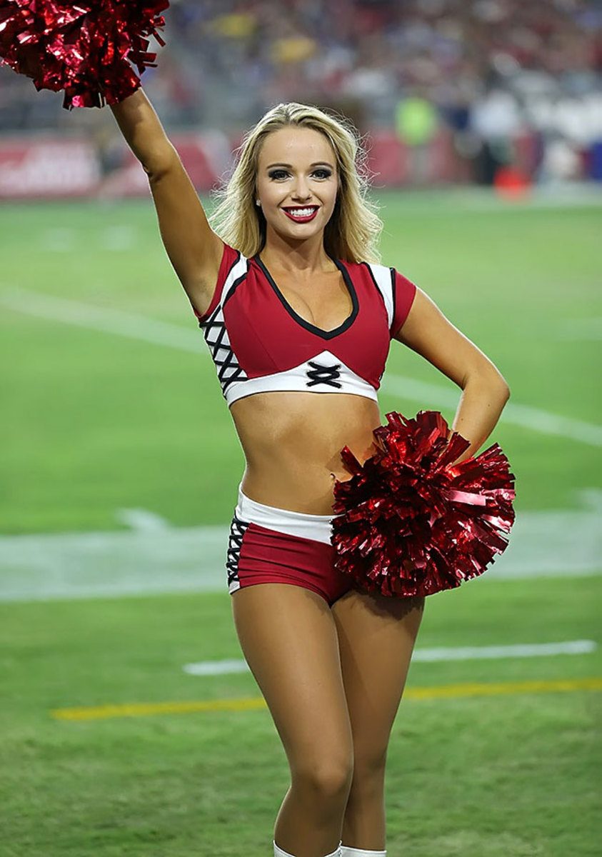 Arizona-Cardinals-cheerleaders-XYP_1099.jpg