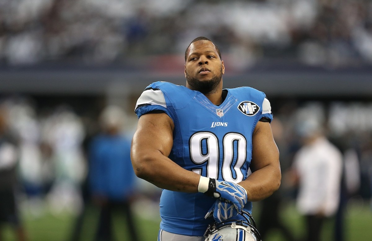 Tim Jennings Contract