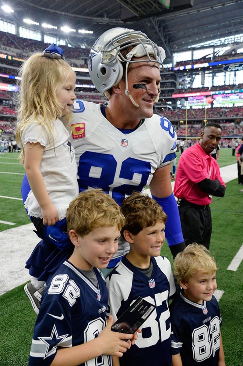 jason-witten-X160016_TK1_250.jpg
