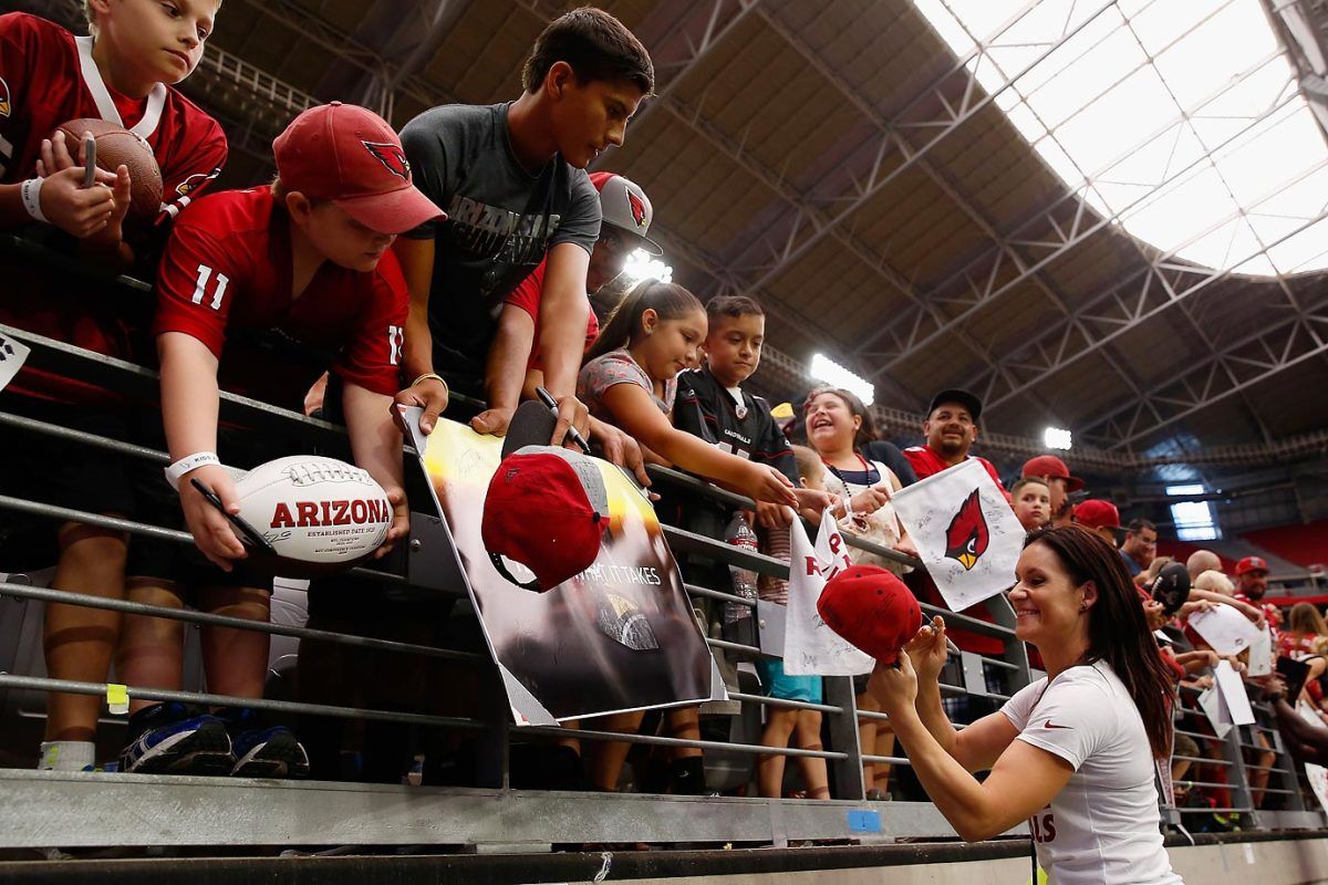 Jen-Welter-482796244.jpg