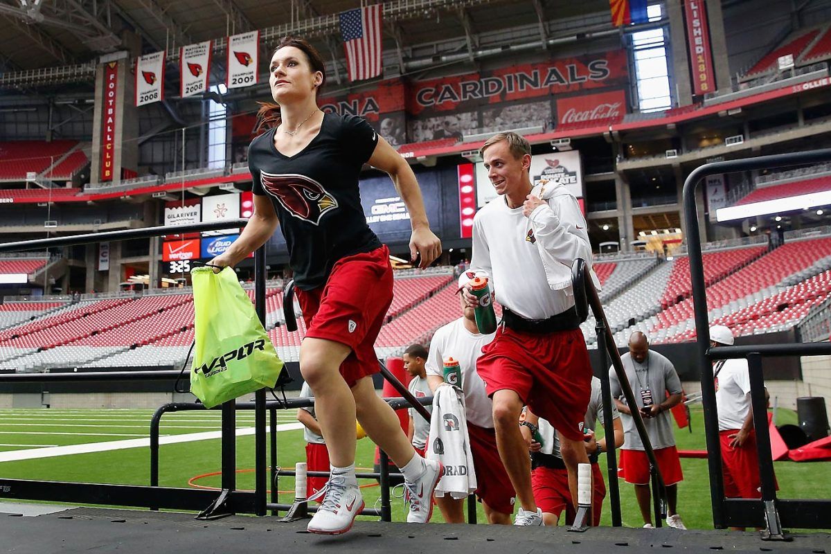 Jen-Welter-482688308.jpg