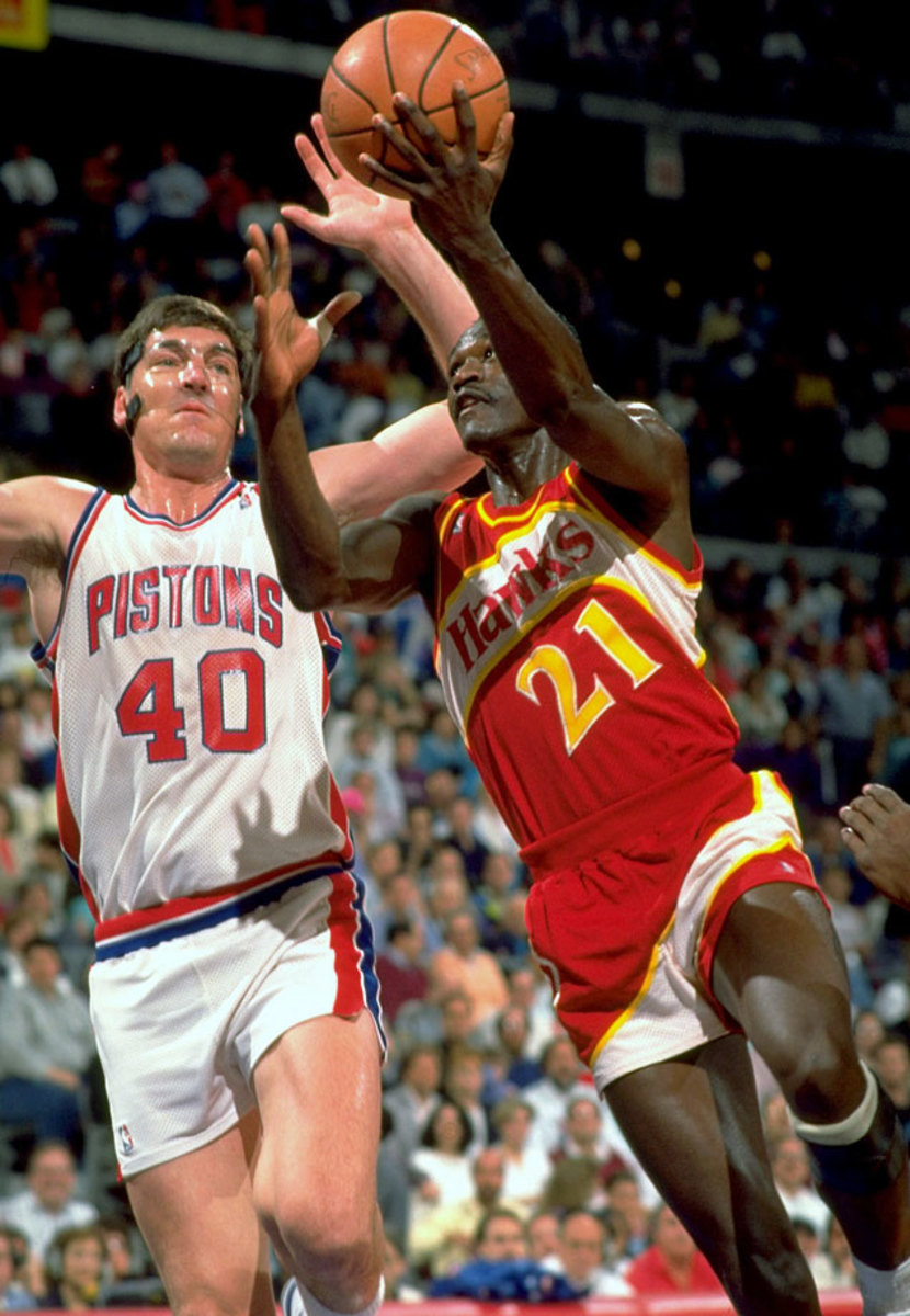 1991-Dominique-Wilkins-Bill-Laimbeer-05076093.jpg