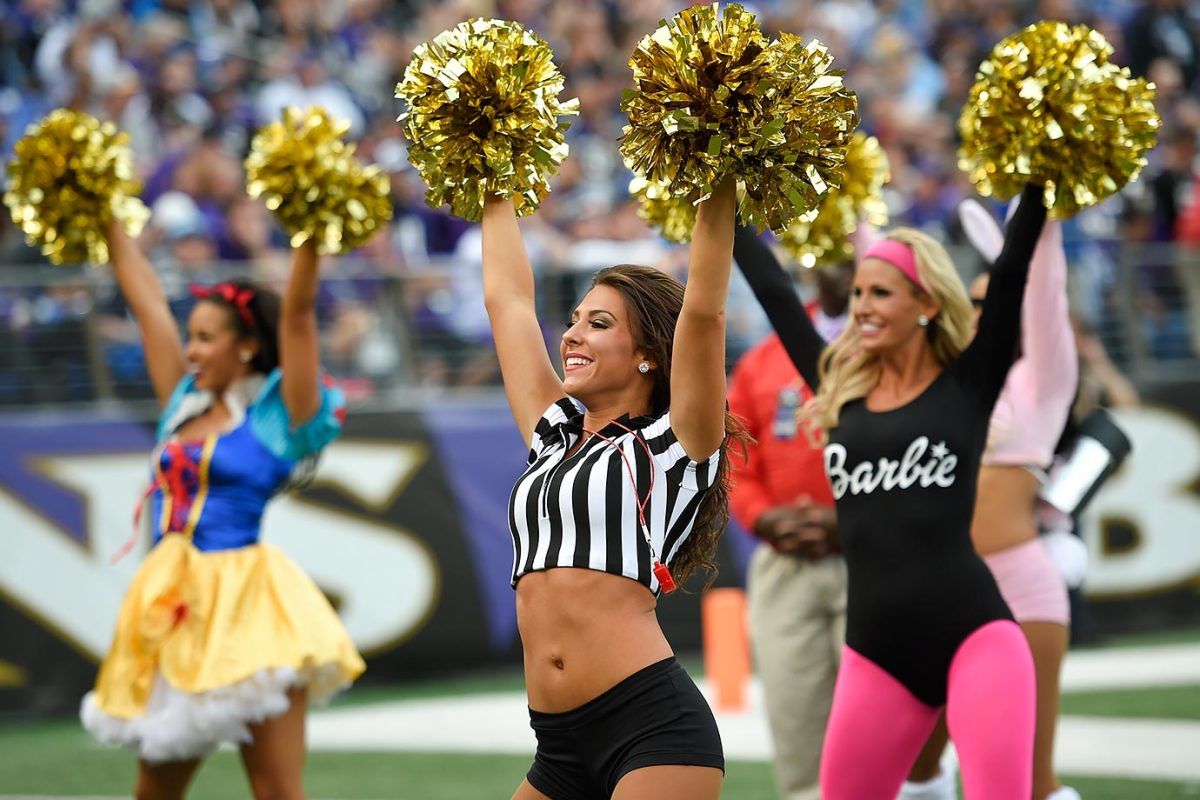 Baltimore-Ravens-cheerleaders-AP_92143259893.jpg
