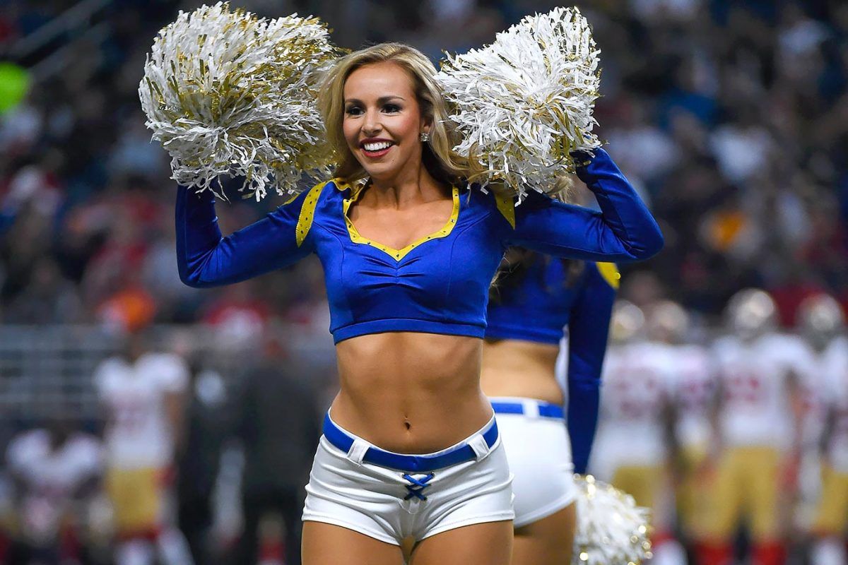 St-Louis-Rams-cheerleaders-164110115_3336_49ers_at_Rams.jpg