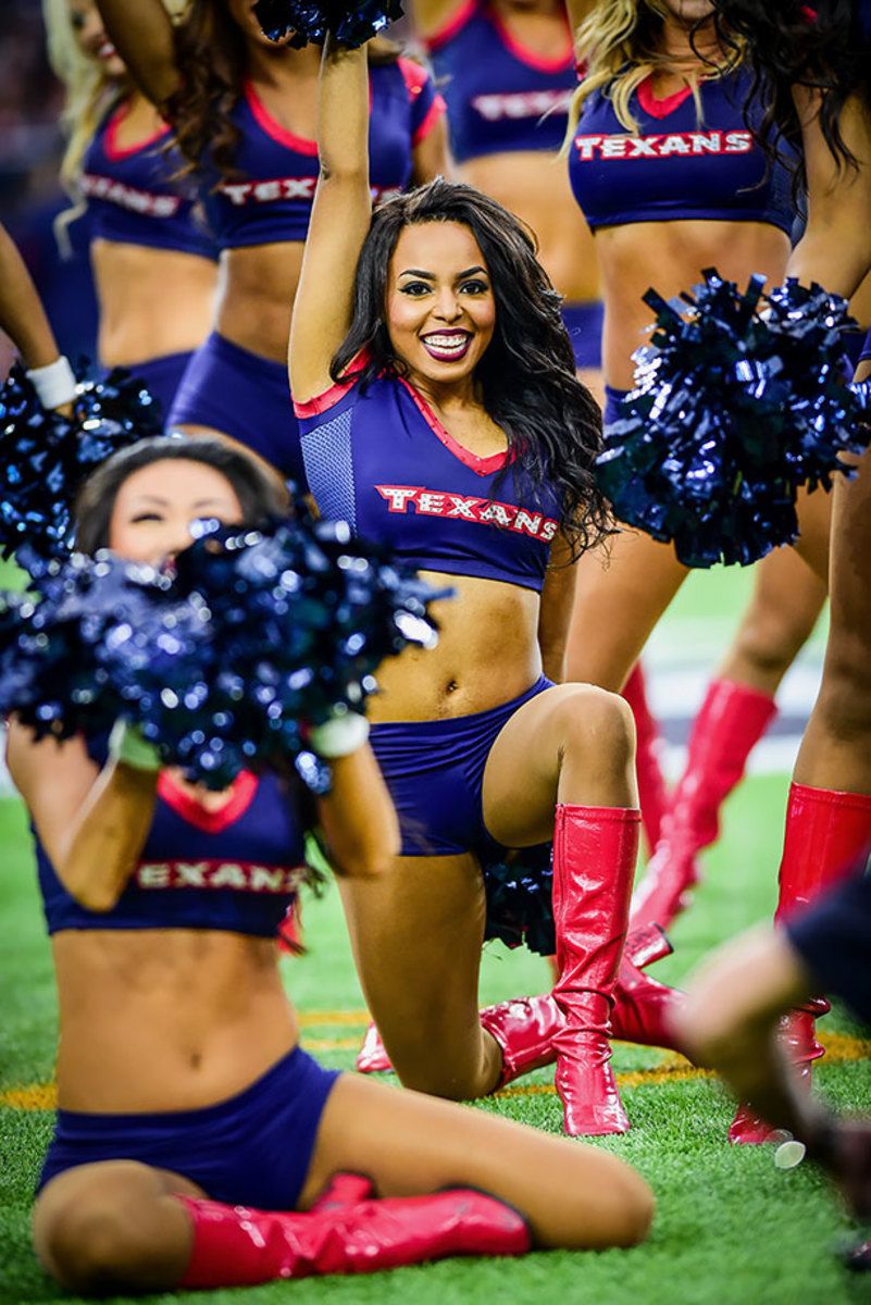 Houston-Texans-cheerleaders-DEL151101_Titans_vs_Texans_075.jpg