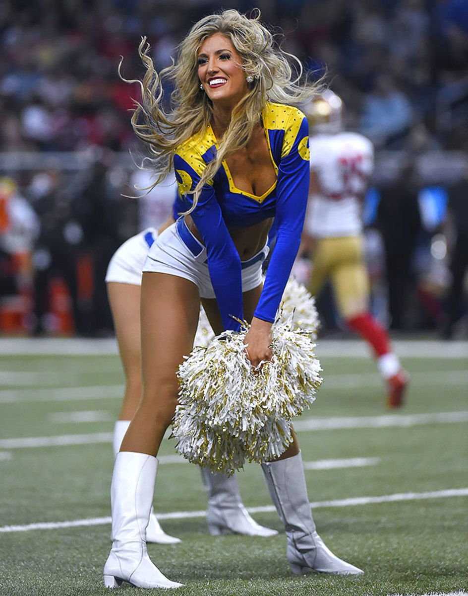 St-Louis-Rams-cheerleaders-164110115_3334_49ers_at_Rams.jpg