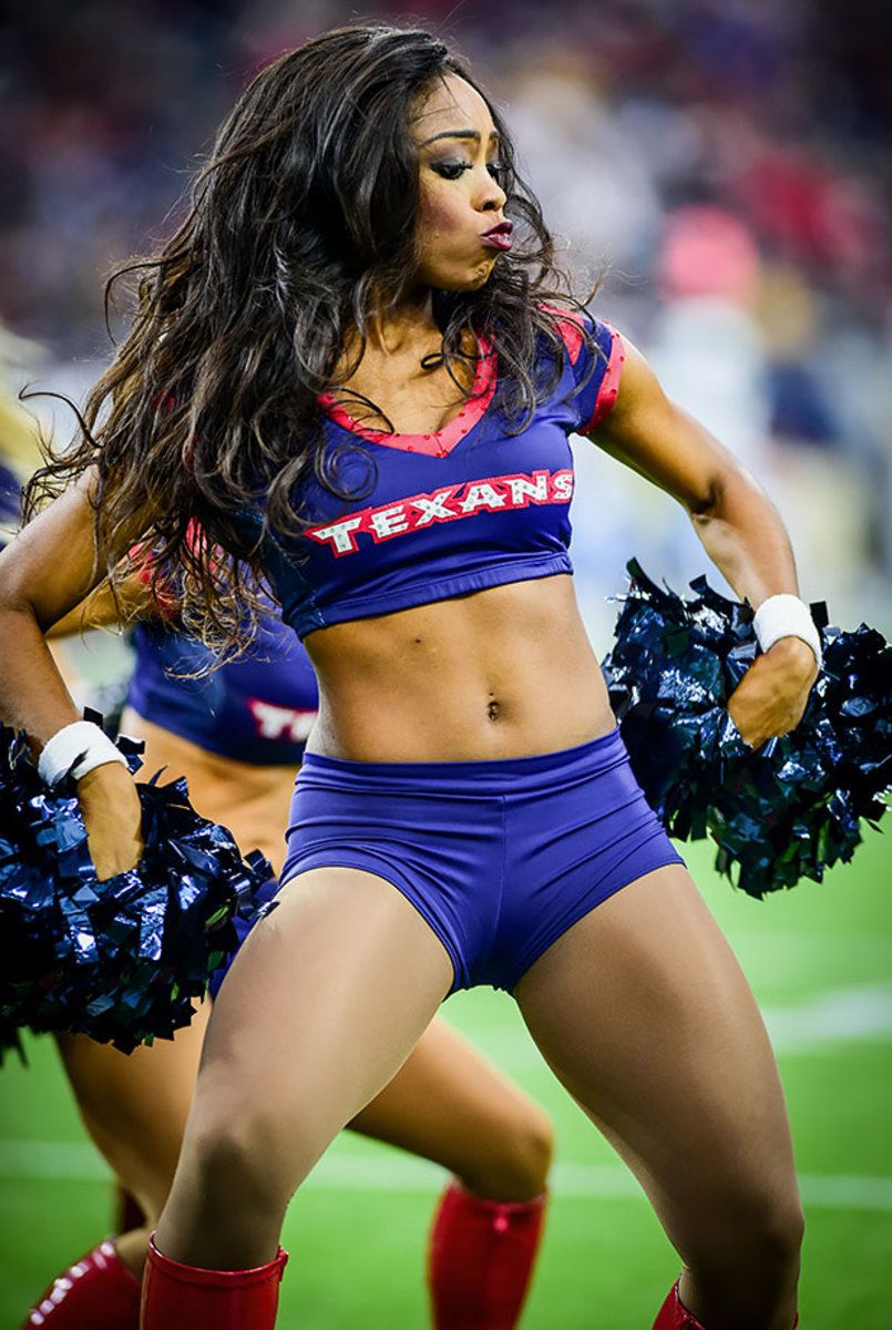 Houston-Texans-cheerleaders-DEL151101_Titans_vs_Texans_103.jpg
