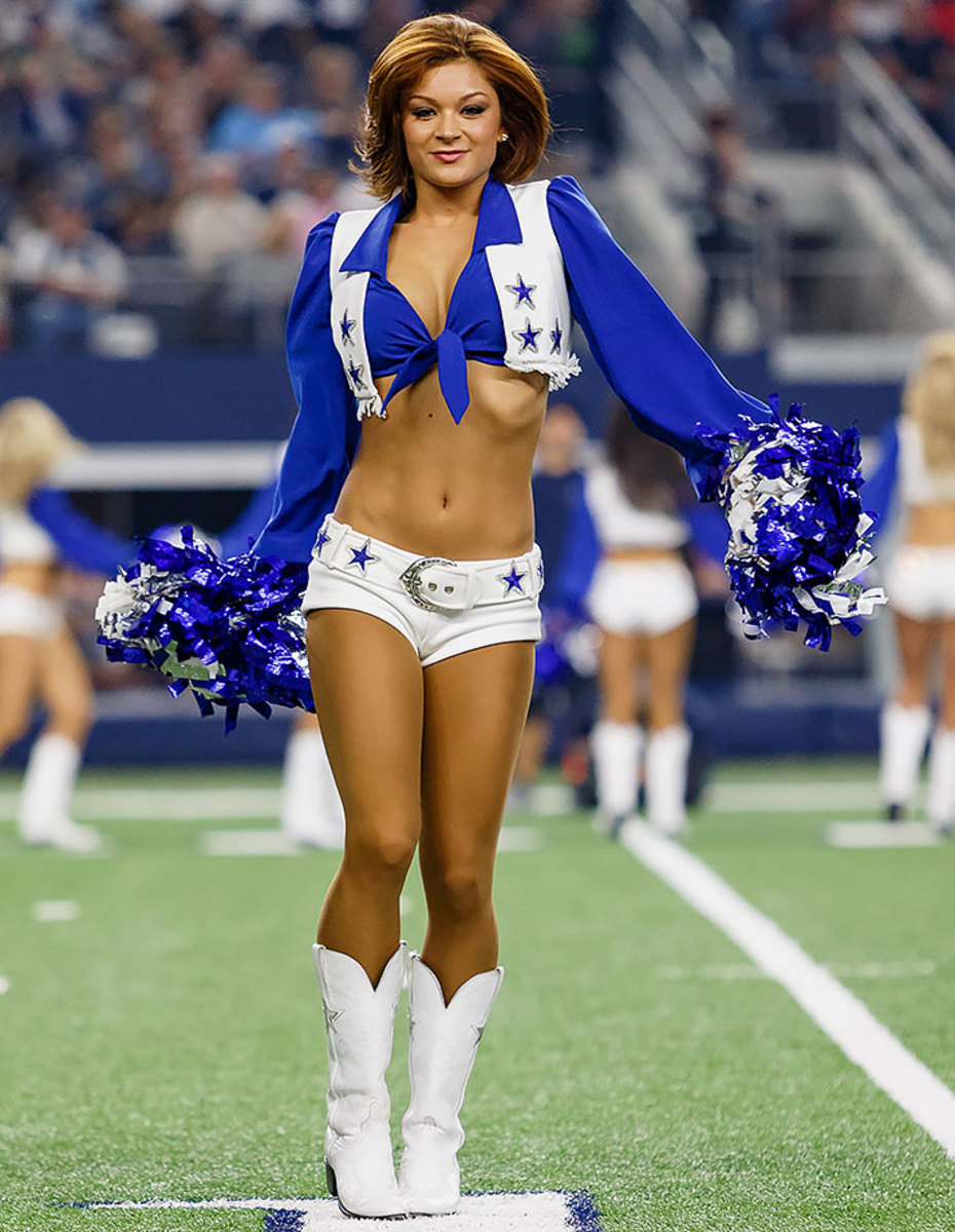 Dallas-Cowboys-cheerleaders-CEY1511012154_Seahawks_AT_Cowboys.jpg