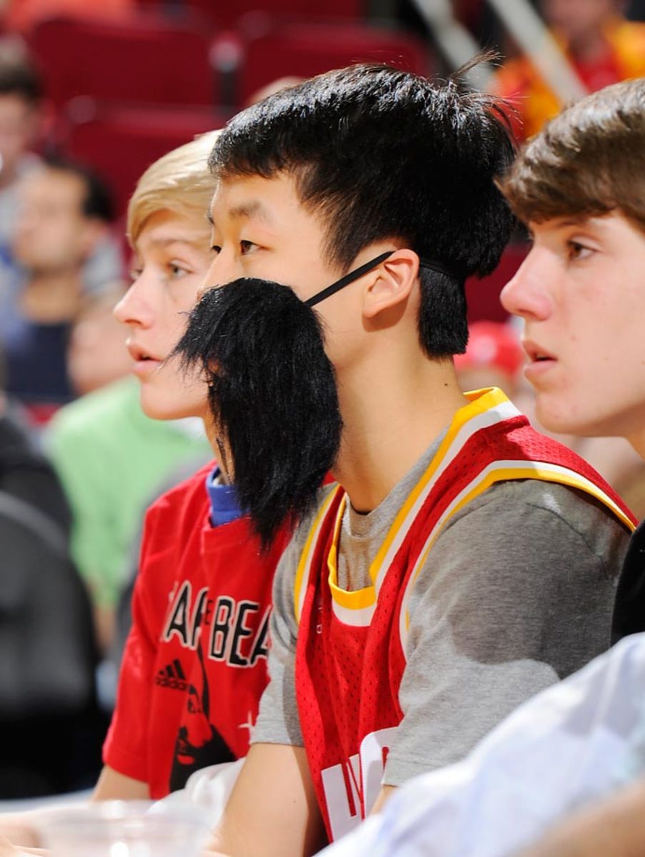 james-harden-fan-156812094_master.jpg