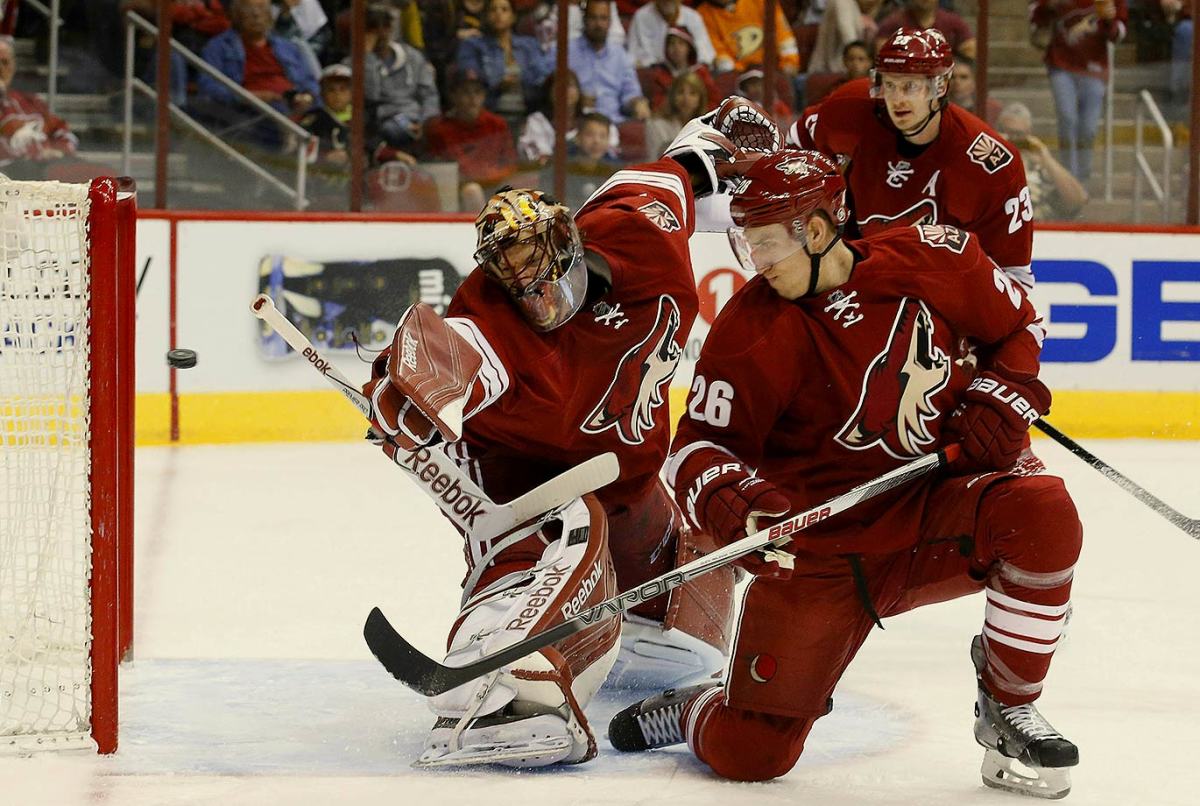 Arizona-Coyotes-Mike-Smith-Michael-Stone-Oliver-Ekman-Larsson.jpg