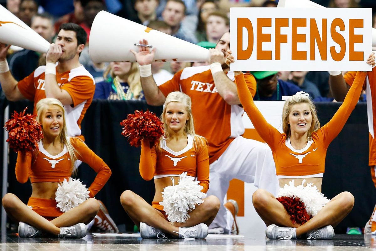 Texas-cheerleaders-466898210.jpg