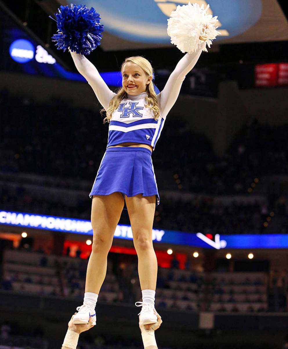 Kentucky-cheerleaders-383150319_Kentucky_v_Hampton004.jpg
