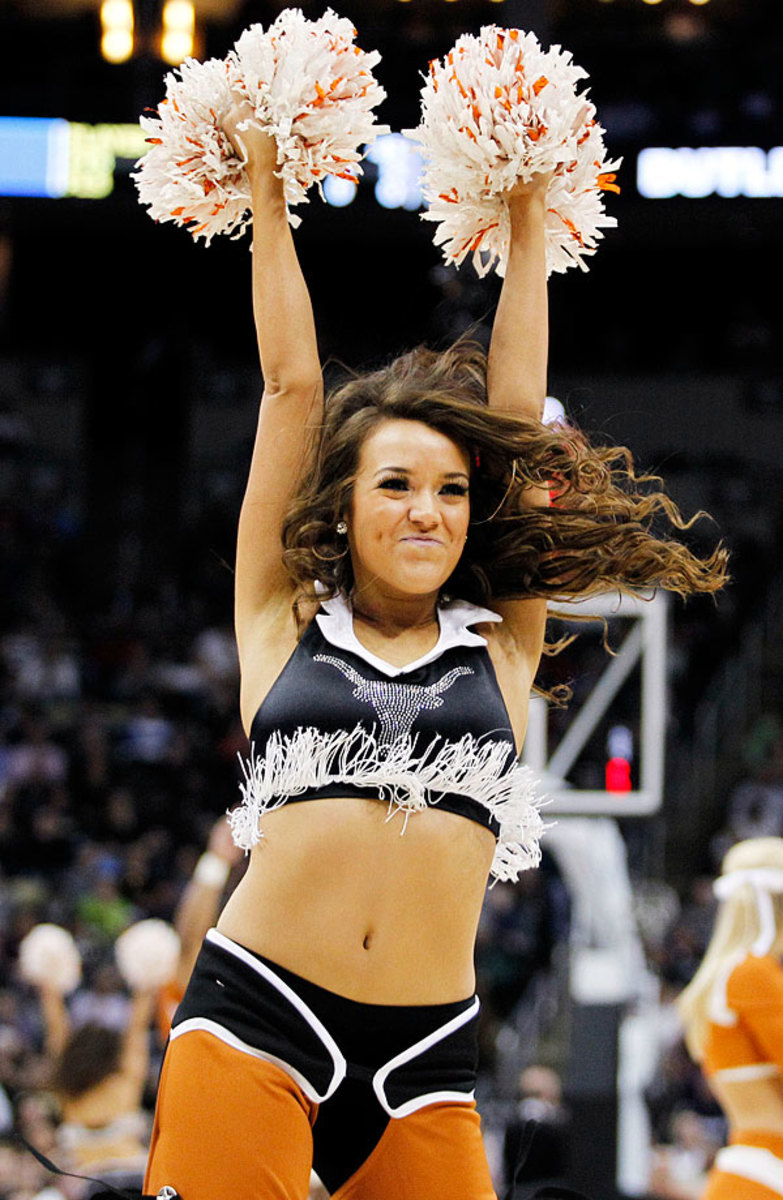 Texas-cheerleaders-466898764_10.jpg