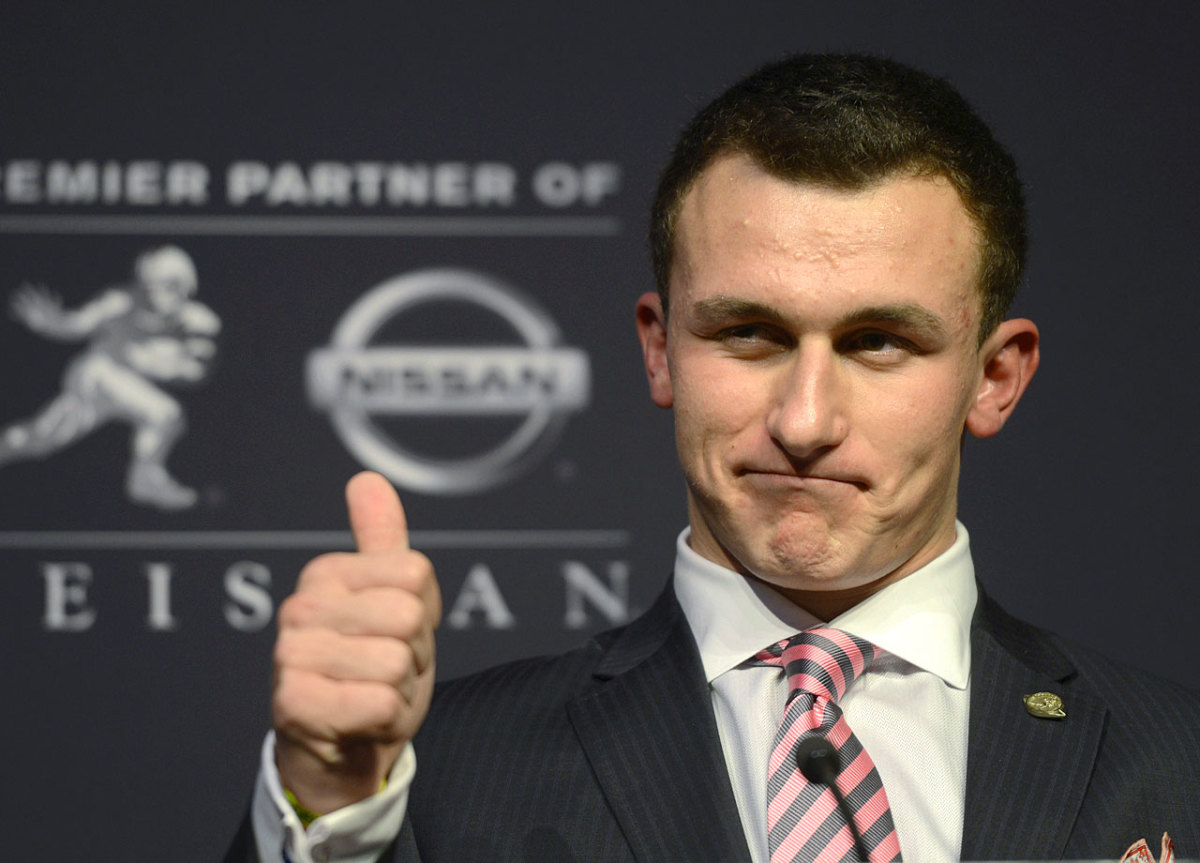 johnny-manziel-heisman-thumbs-up.jpg