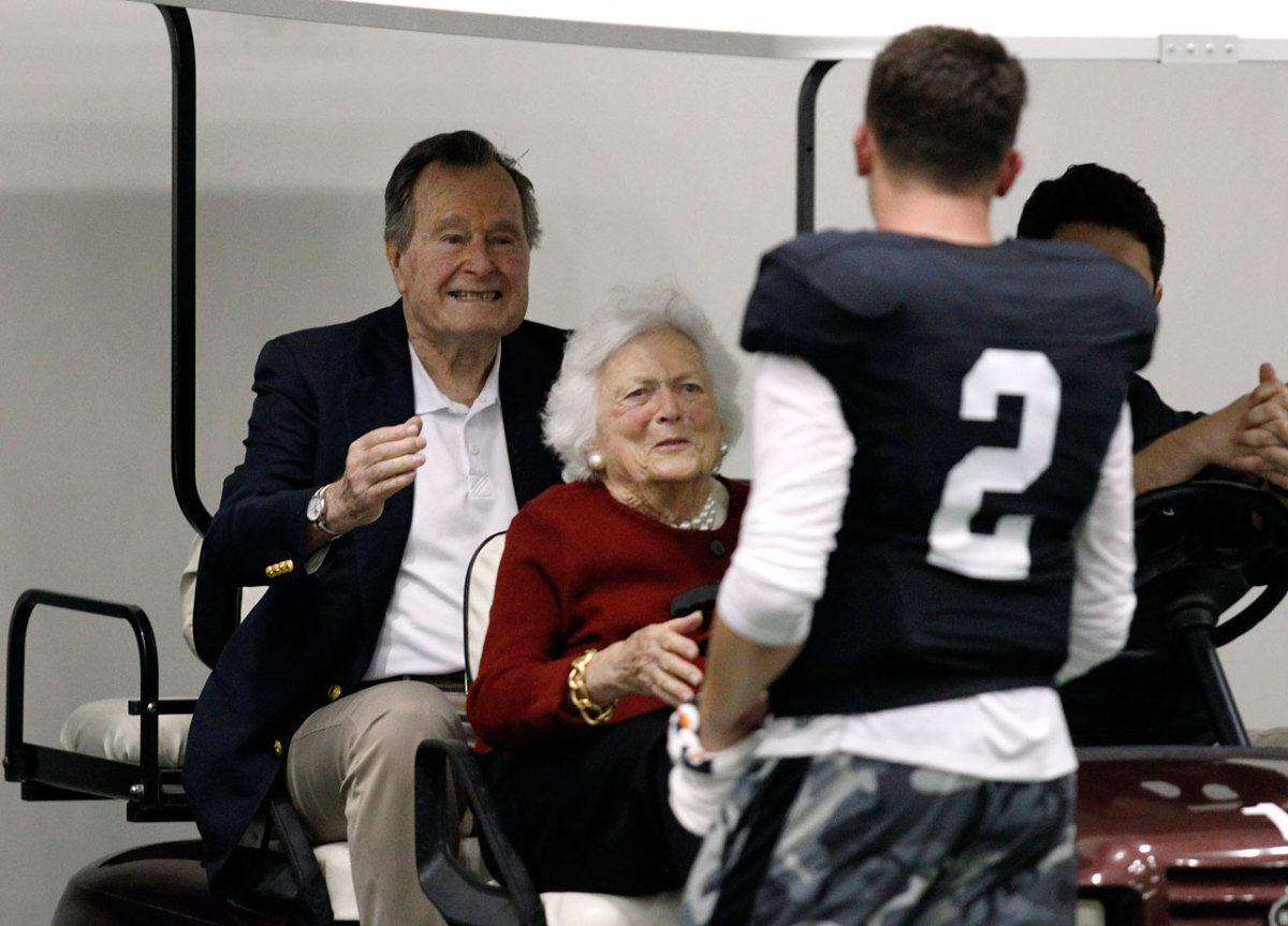 2014-george-hw-bush-barbara-johnny-manziel-X157979_TK1_1011.jpg