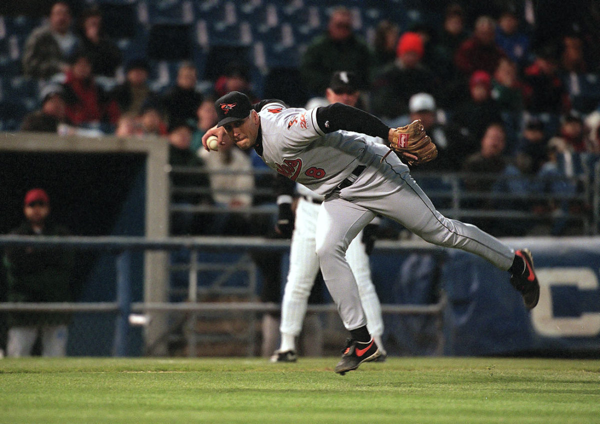 1997-0417-Cal-Ripken-Jr-001301360_0.jpg
