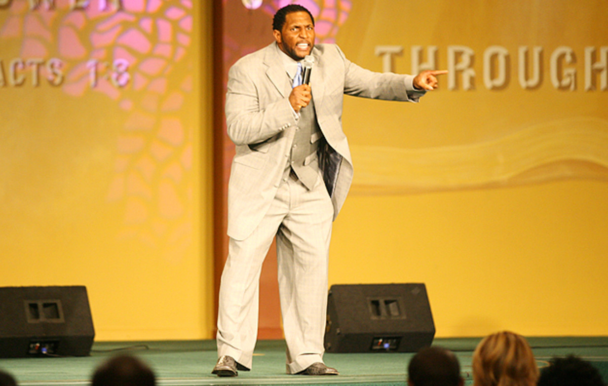 ray-lewis-preaching.jpg