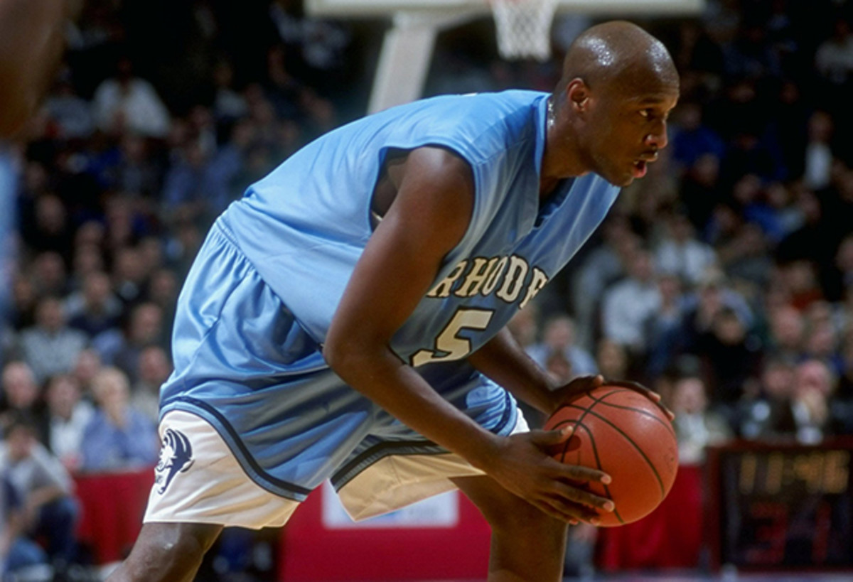 Forward Lamar Odom #5 of the Rhode Island Rams in action during the Great  Eight Classic against the Utah Ute…