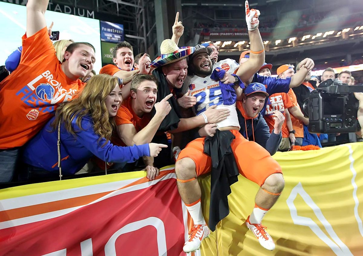Boise_State_Superfans-BY4_3219.jpg