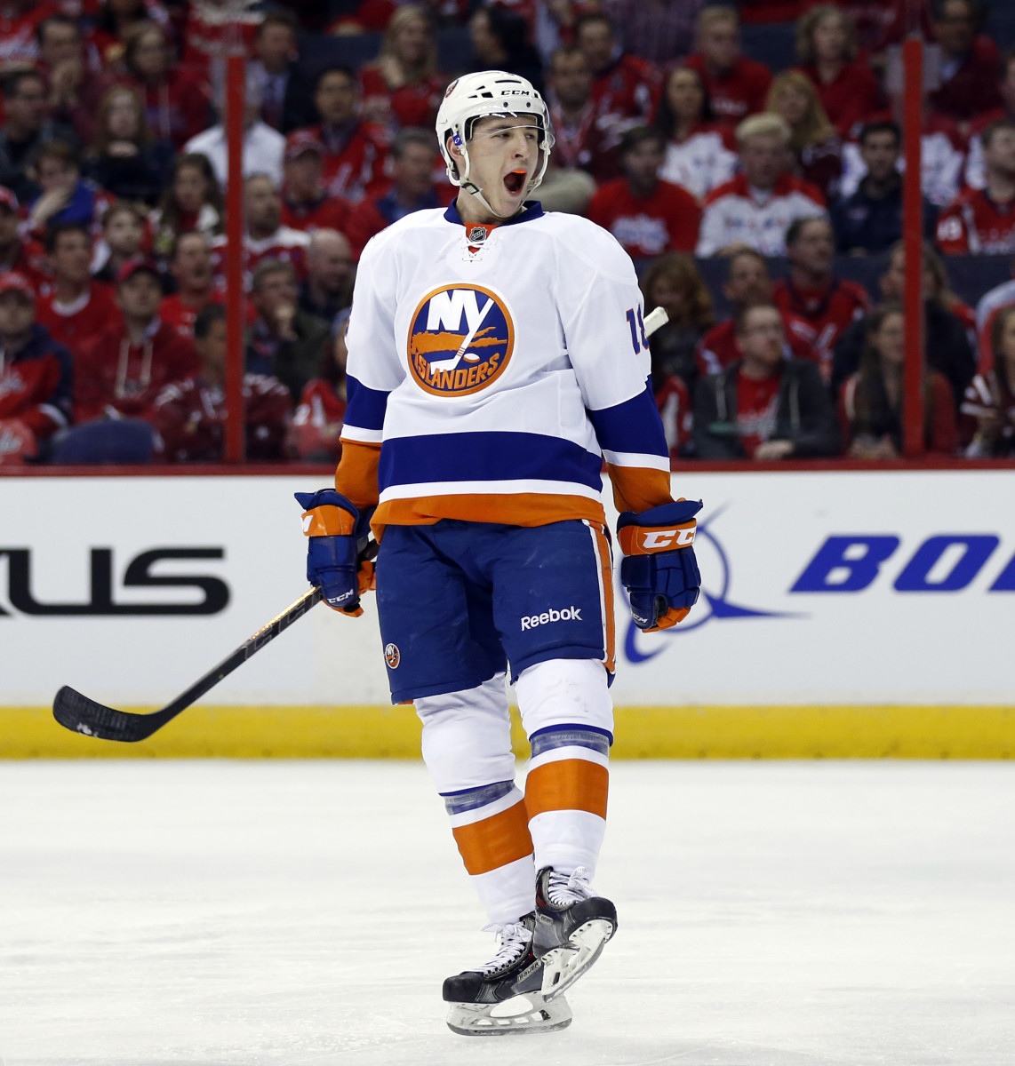 Young forwards, Halak lift Islanders past Caps 41 in Game 1 Sports