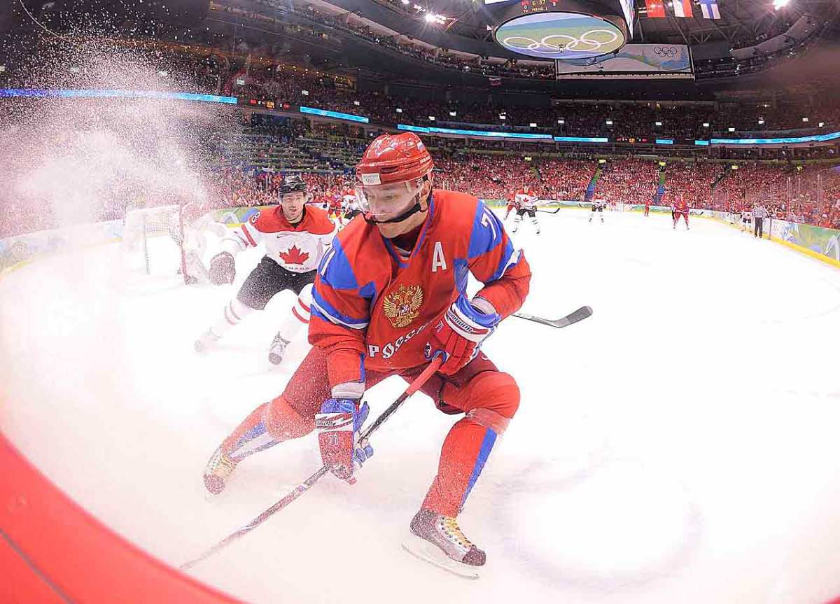 How a Russian hockey team in the early '90s almost secured a $100