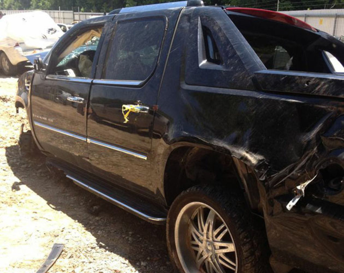 Mookie Blaylock's car avoided serious damage in the fatal accident.