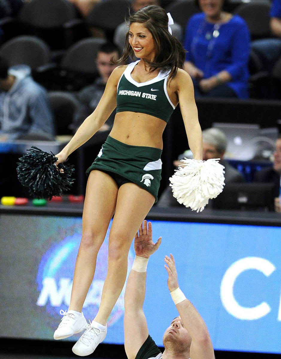Michigan-State-cheerleaders-467330562_10_1.jpg