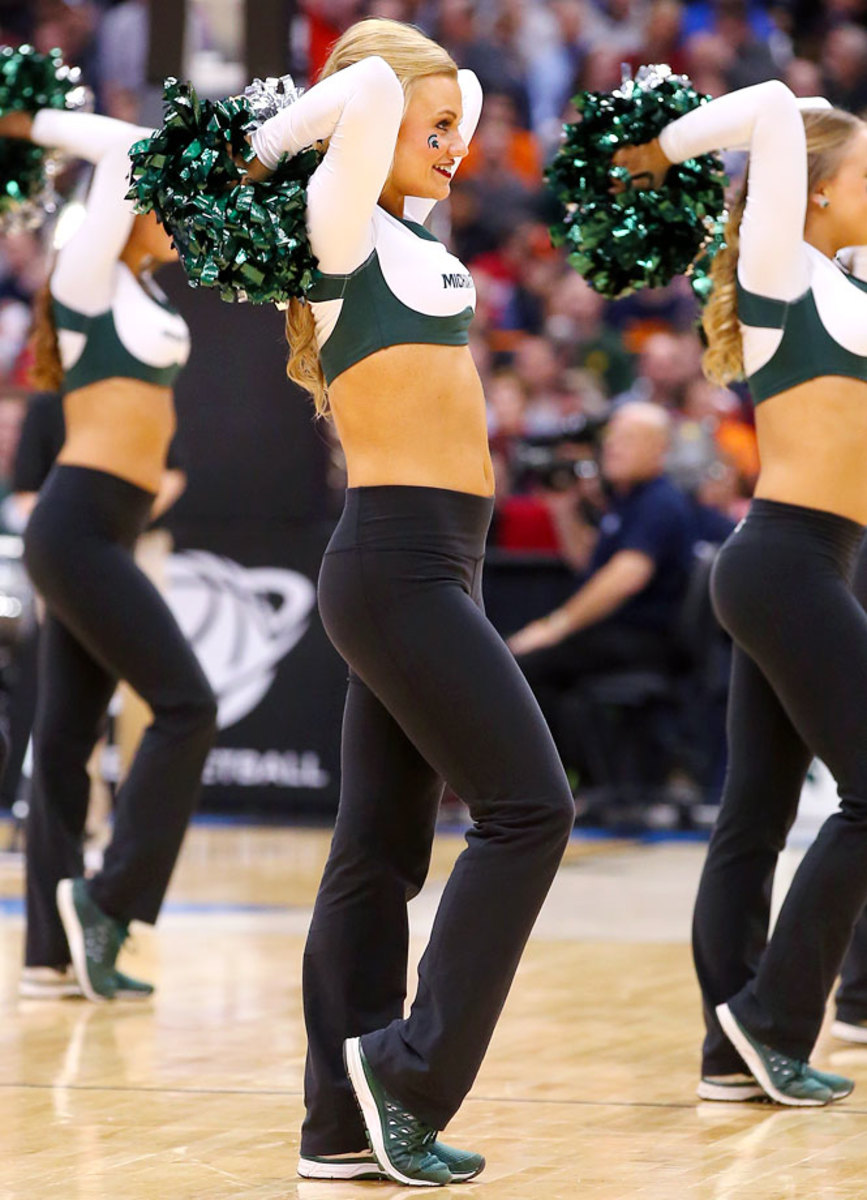 Michigan-State-cheerleaders-CGV_032715750_Oklahoma_MichiganState.jpg