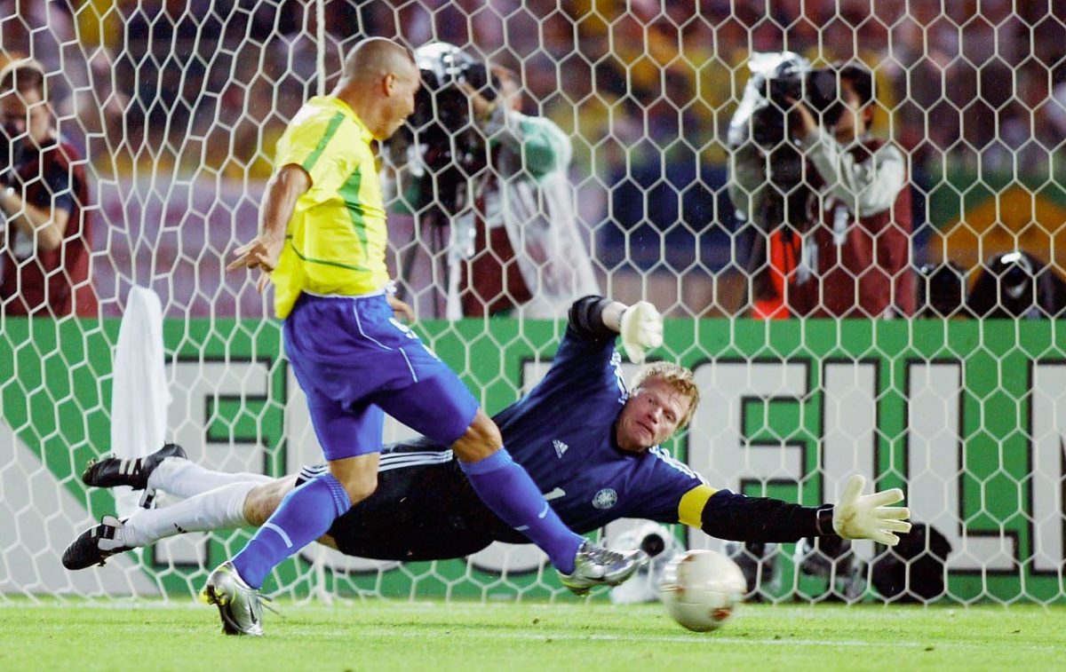 2002-ronaldo-first-goal-oliver-kahn.jpg