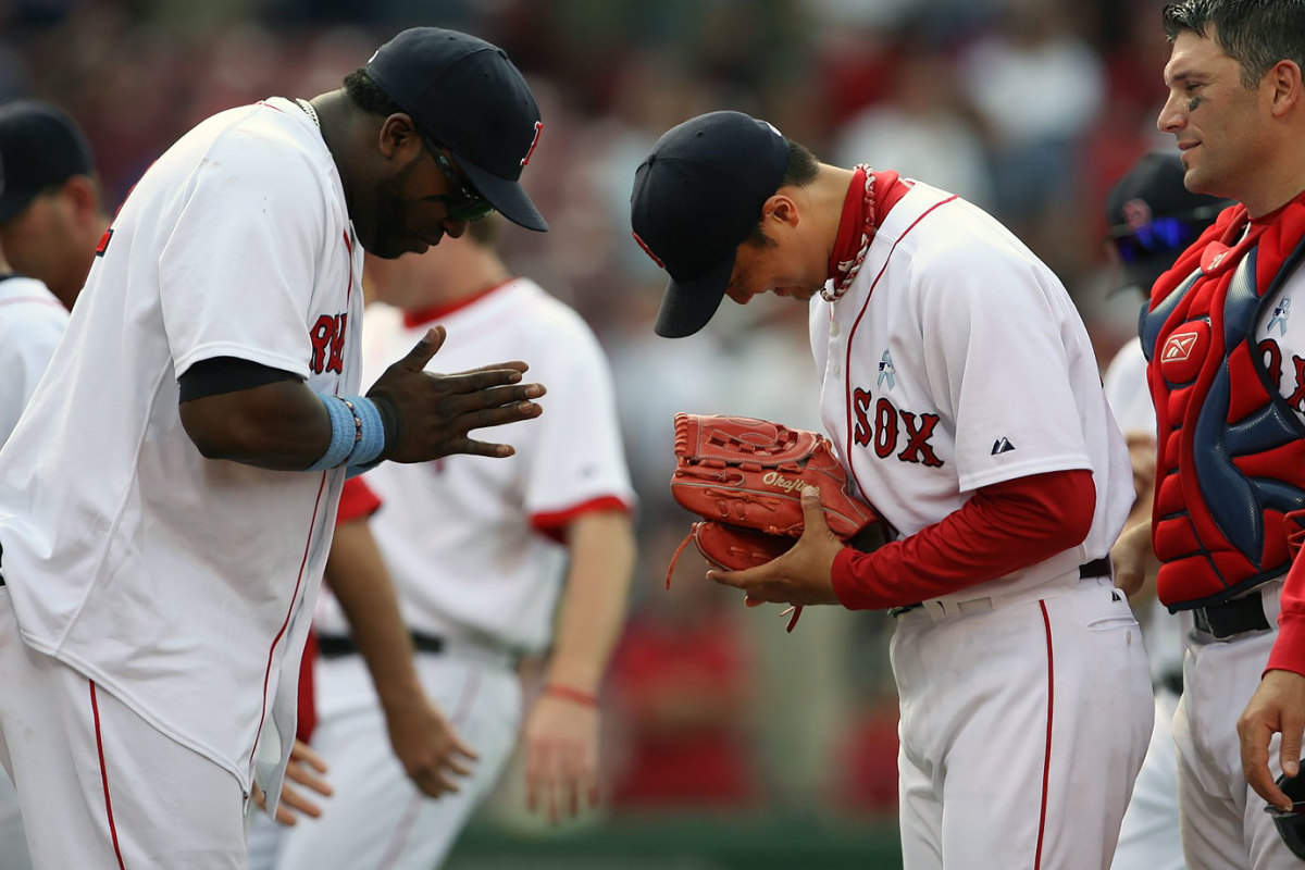 2007-0617-David-Ortiz-Hideki-Okajima-075231225.jpg