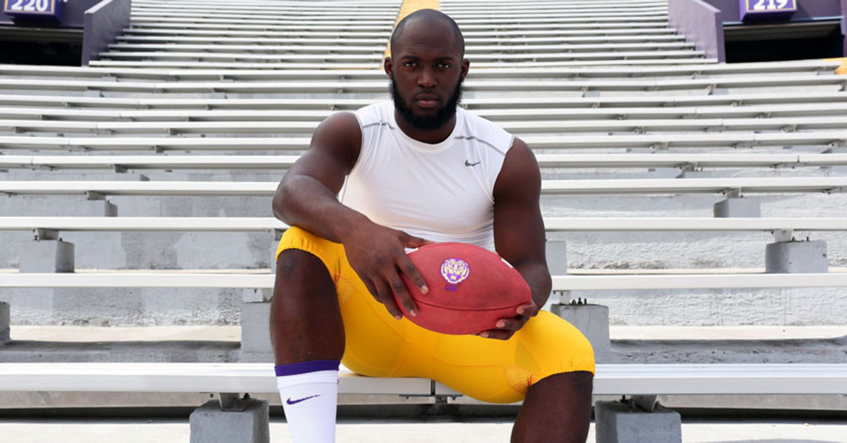 Lsu S Leonard Fournette Is Already Drawing Comparisons To The Game S All Time Greats Sports Illustrated