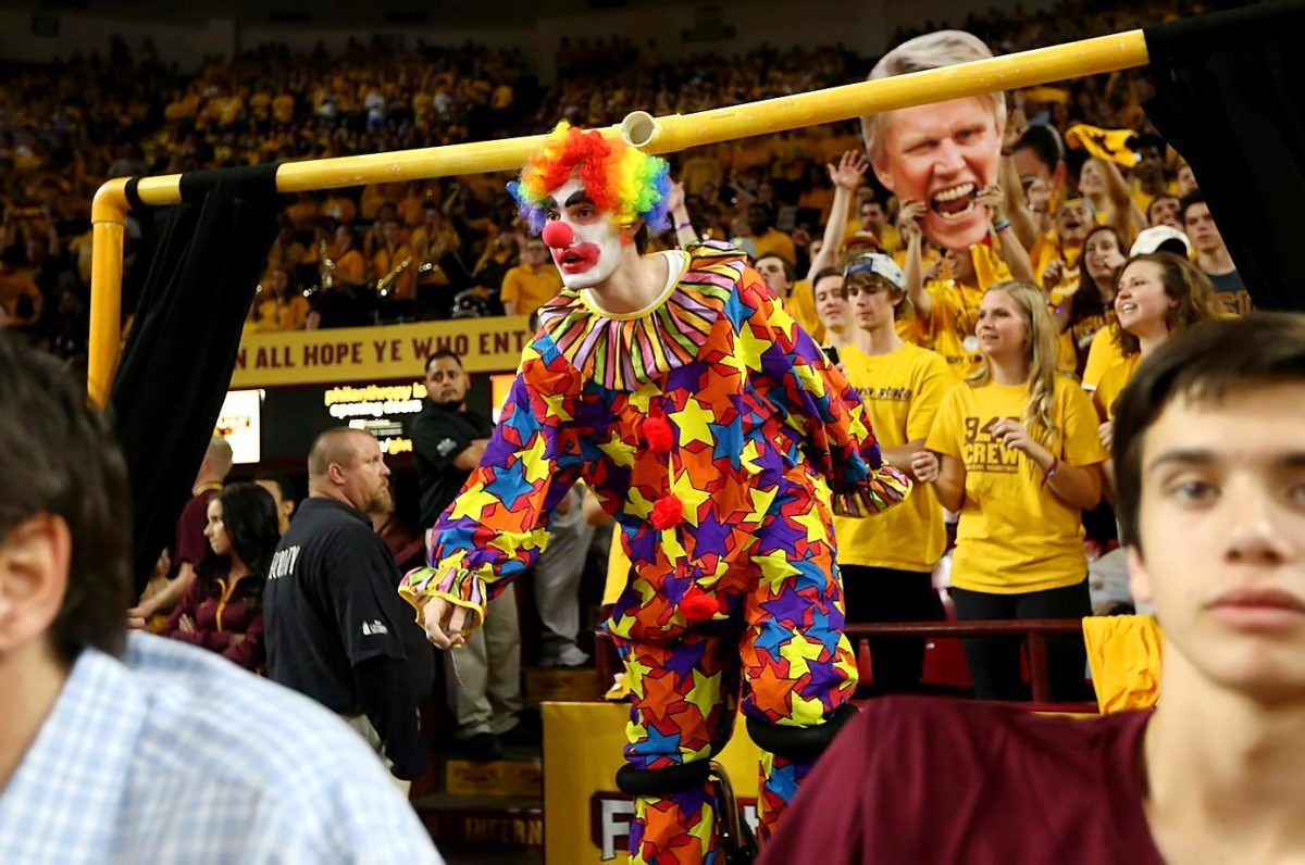 Arizona_State_Superfans-YDX_1616.jpg