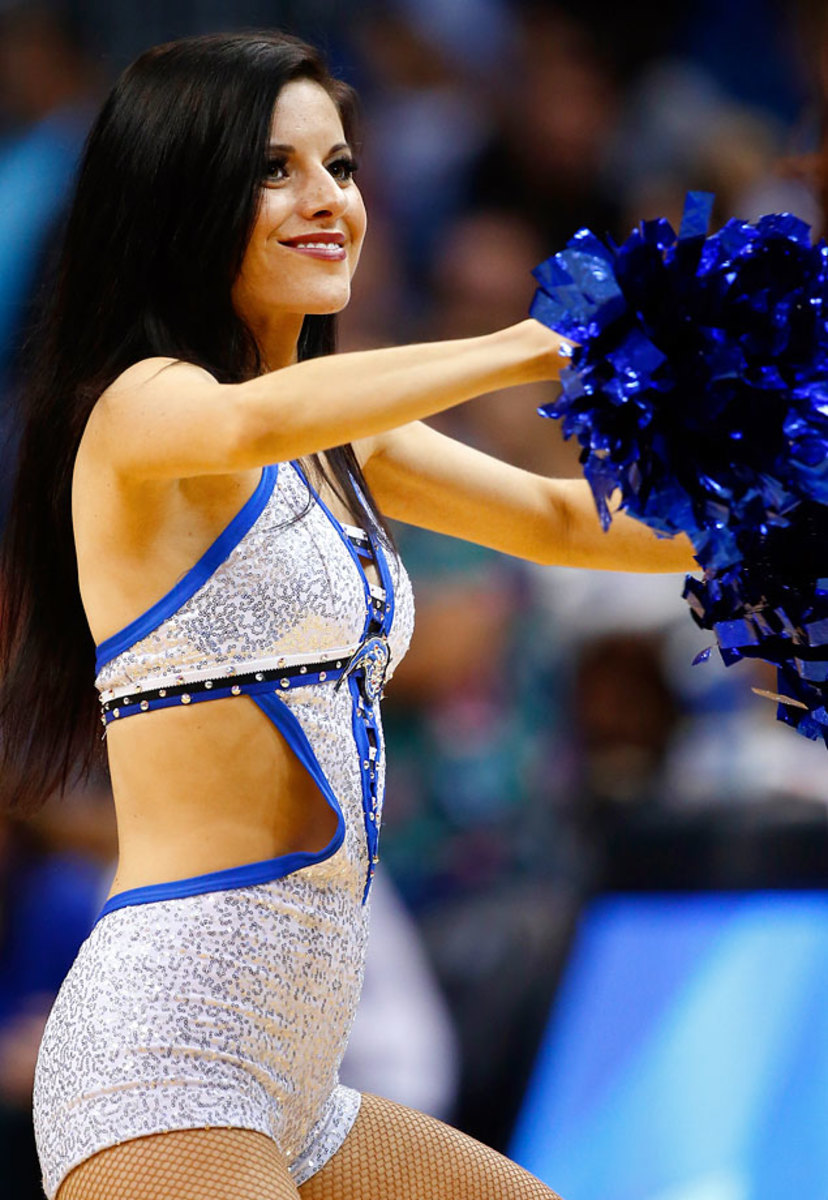 Orlando-Magic-Dancers-459001708_10.jpg