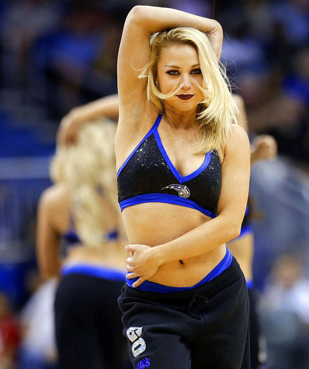 Orlando-Magic-Dancers-d2f718a795c5489080789aaefba607f1-0.jpg