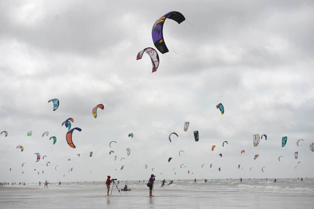 wind-surfing.jpg