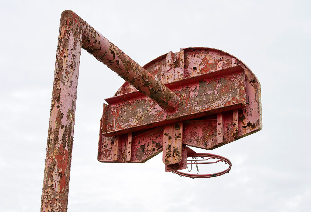 VIEWFINDER Basketball Rims. High, Low and Always Enticing Sports