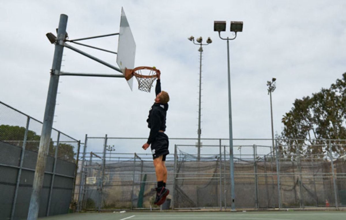 learning-to-dunk.jpg