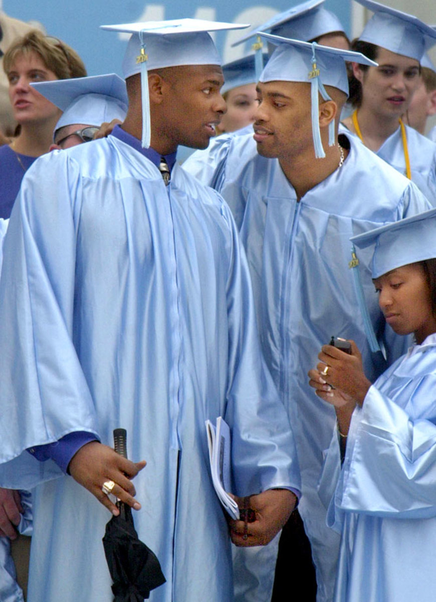 2001-Brendan-Haywood-Vince-Carter-graduation.jpg