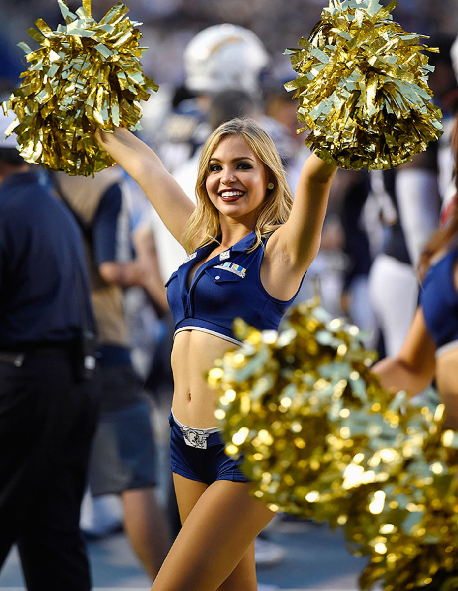 San-Diego-Charger-Girls-cheerleaders-AP_13701440025.jpg